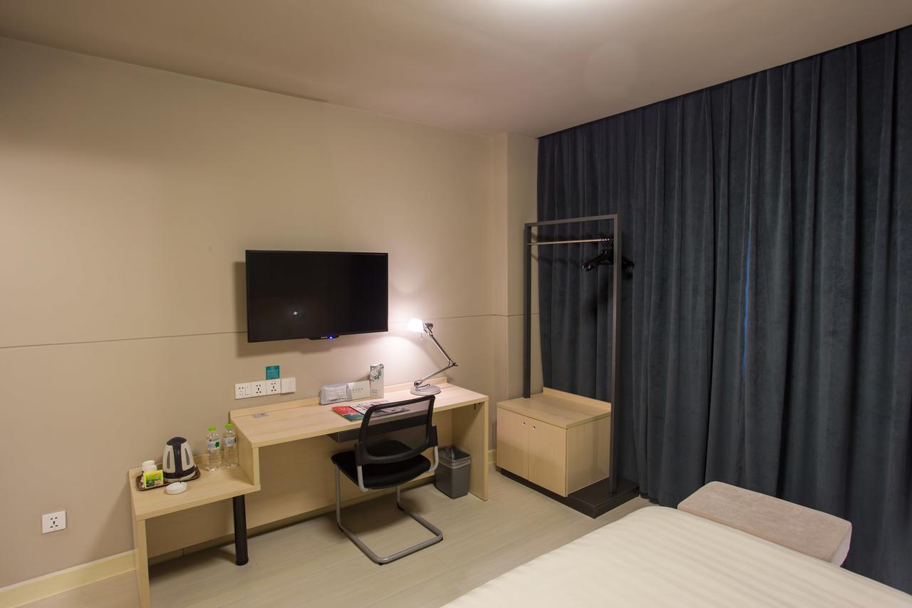 Jinjiang Inn Liuzhou Bubugao Square North Station Eksteriør bilde